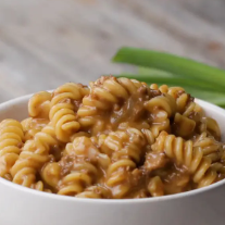One-Pot Cheeseburger Pasta