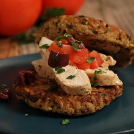 Organic Quinoa Rice Cakes With Mediterranean Chicken
