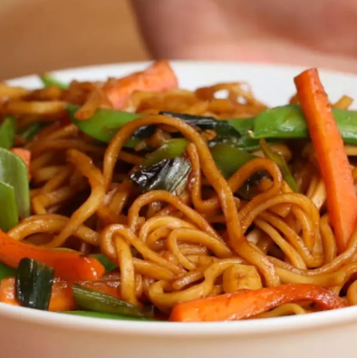 Veggie Garlic Noodles